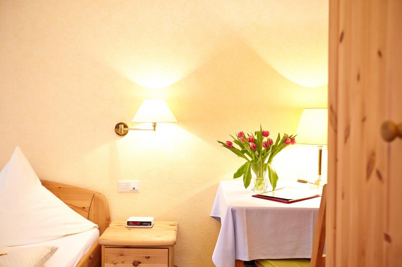 Hotel Sonne 바트 홈부르크 포어 데어 회에 외부 사진